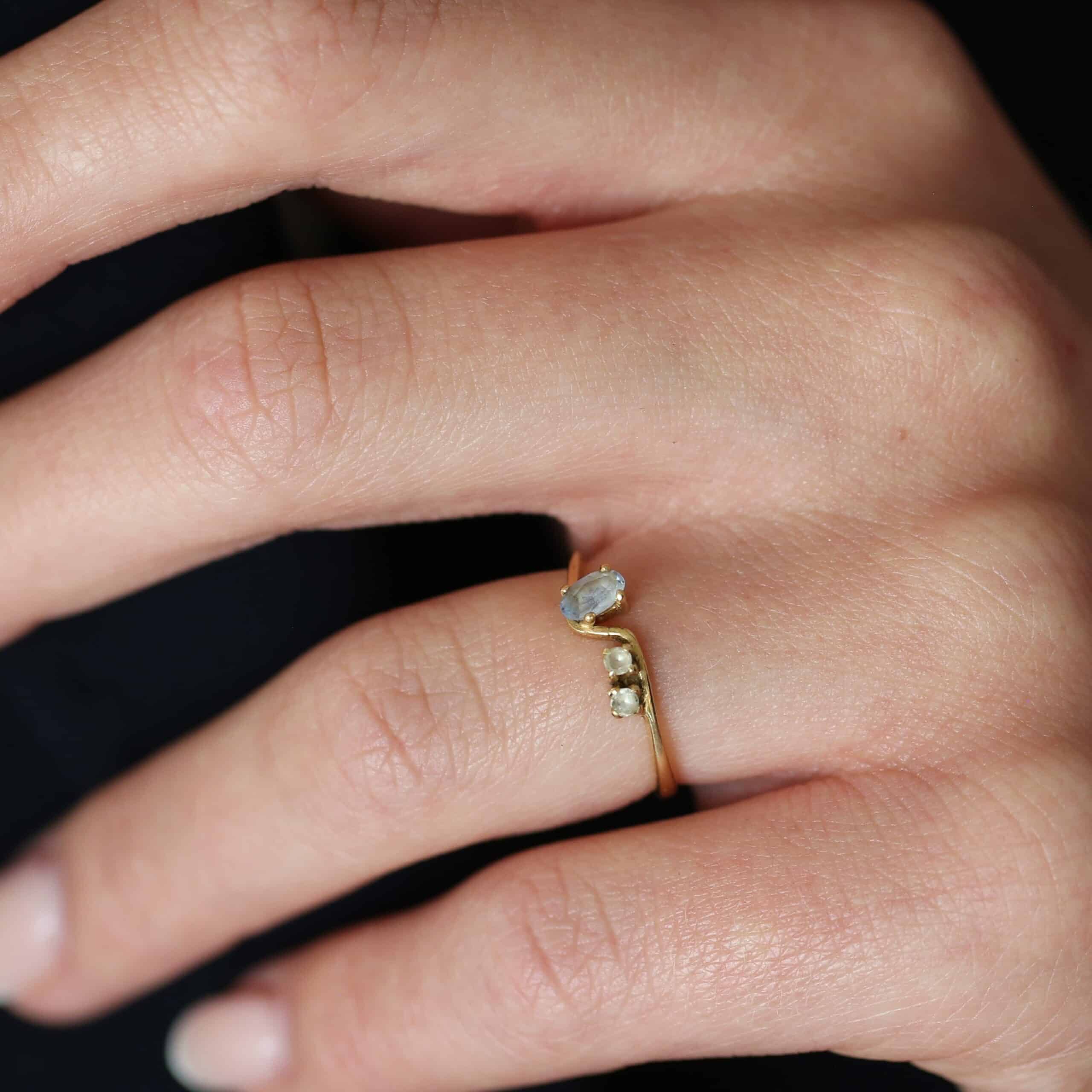 Ring i 21 karat guld (smykkesten)