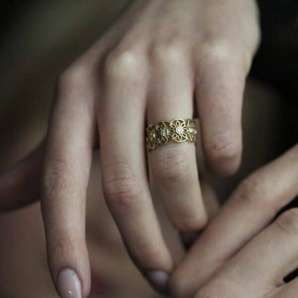 Pandora ring med diamanter, i 14 karat guld