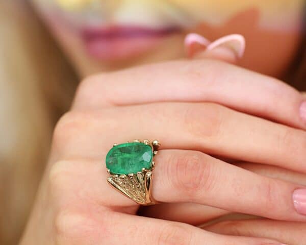 Ring i 14 karat guld (Skovens dronning)