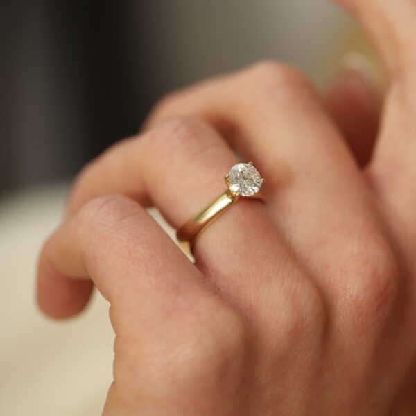 Solitairering i 14 karat guld (1.03ct) - Billede 2