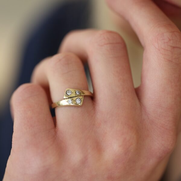Ring i 14 karat guld (Str 53)