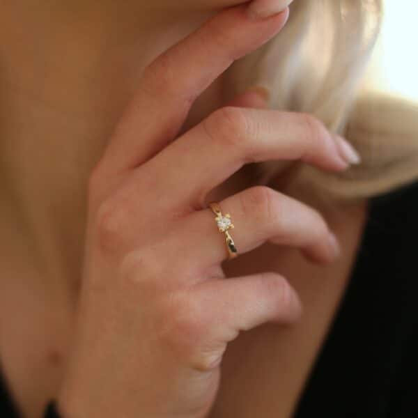 Solitaire ring 0.40 ct 14 karat guld